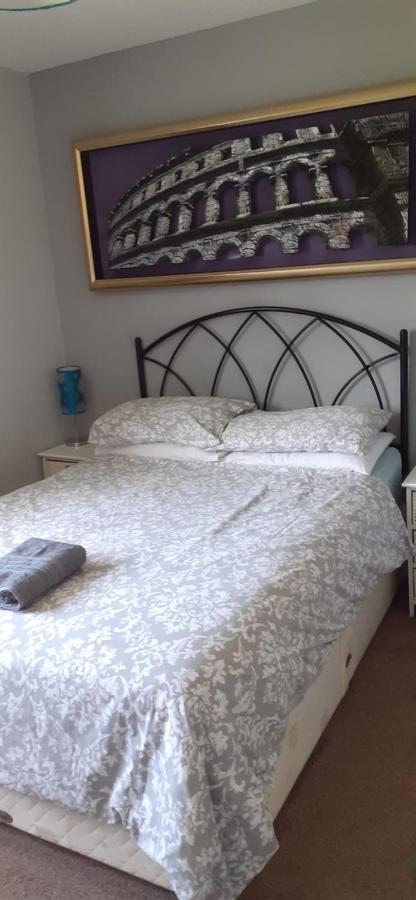 Constantine Court Homestay Shepton Mallet Ngoại thất bức ảnh